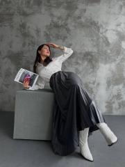 pliseli deri görünümlü uzun etek asm450 füme 3